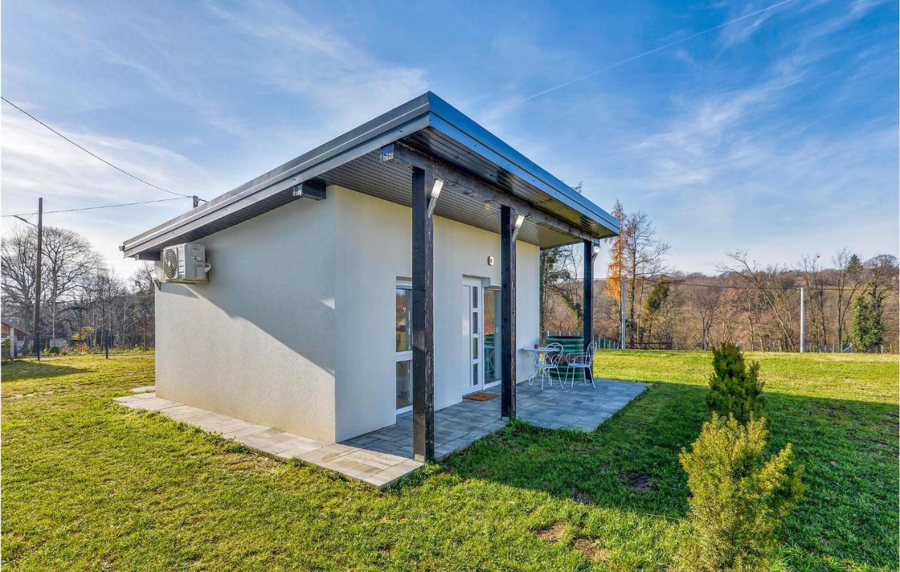 8 Bedroom Lovely Home In Durdevac Thurdevac Exterior photo